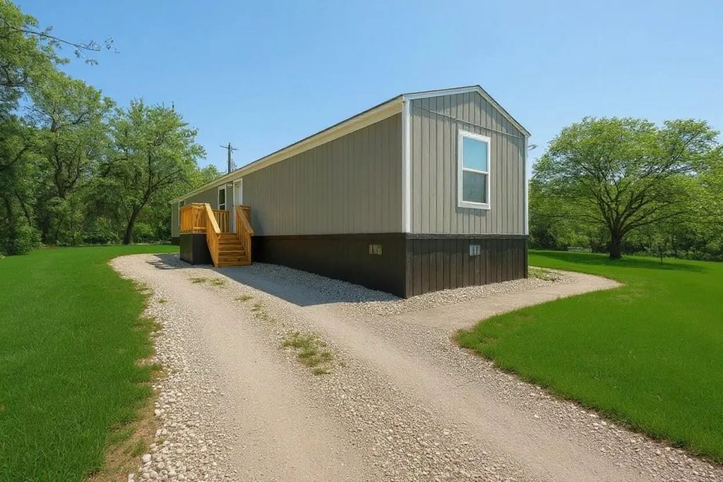 4214 W Virginia Drive, Granbury