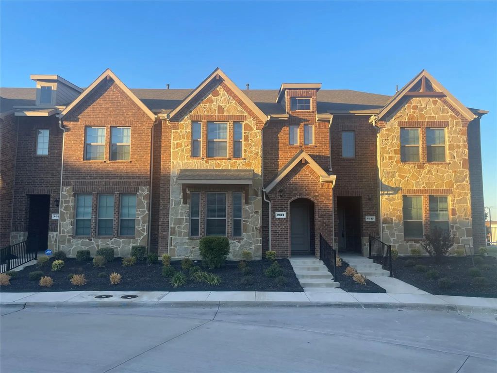 2021 Crooked Bow Drive, Mesquite