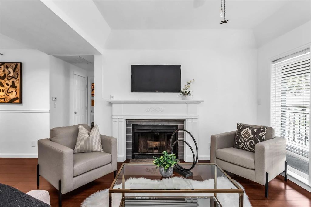 3105 San Jacinto Street 212, Dallas