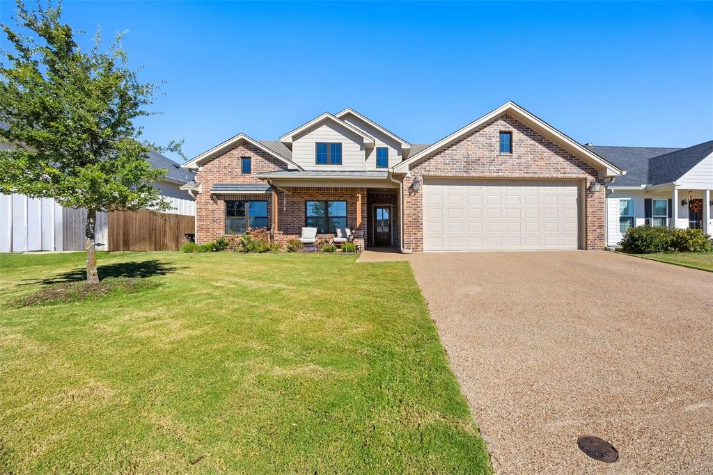10317 Fallen Leaf Drive, Waco