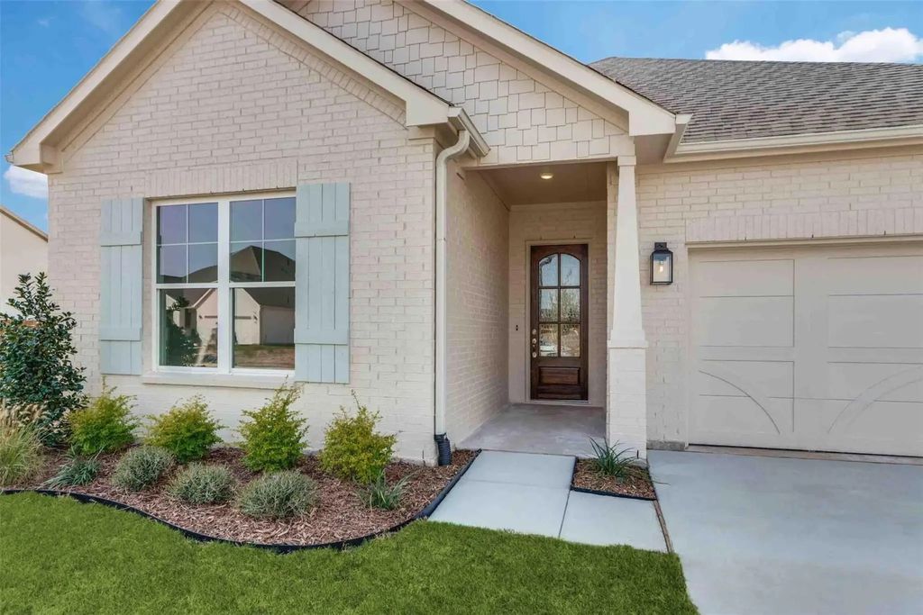 902 Sandpiper Drive N, Aledo