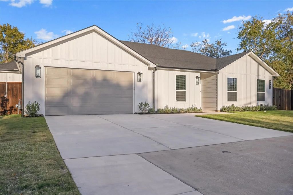 3126 Bill Harrod Street, Dallas