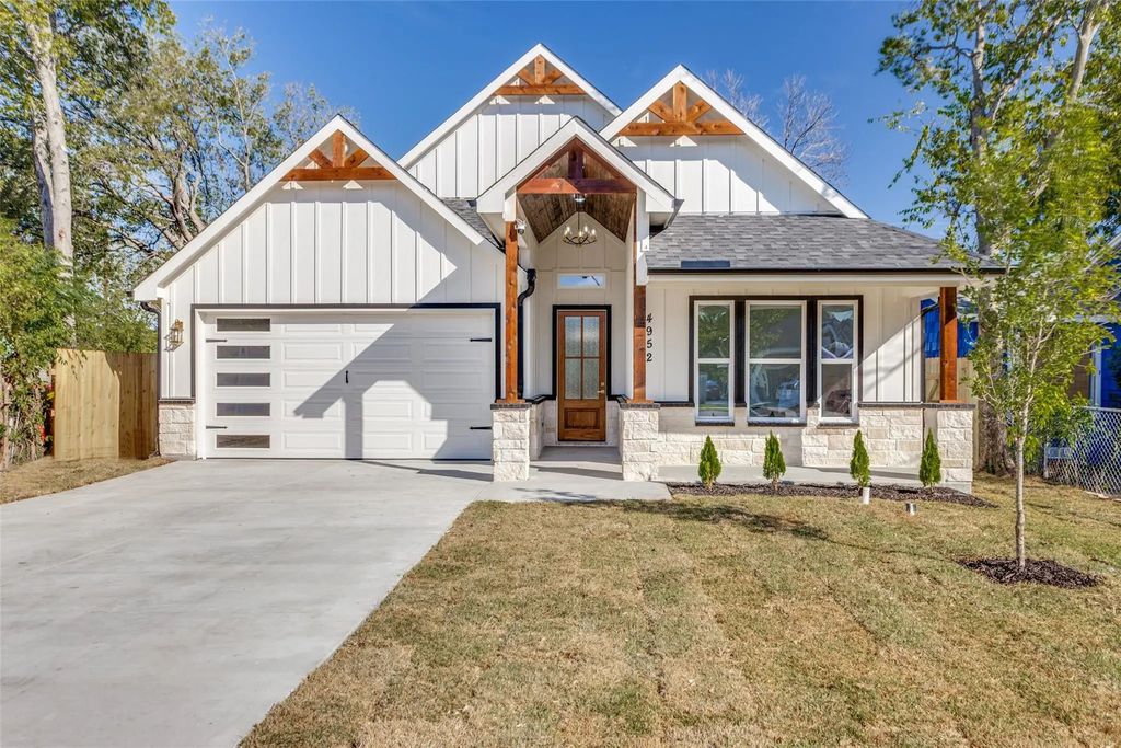 4952 Melodylane Street, Fort Worth