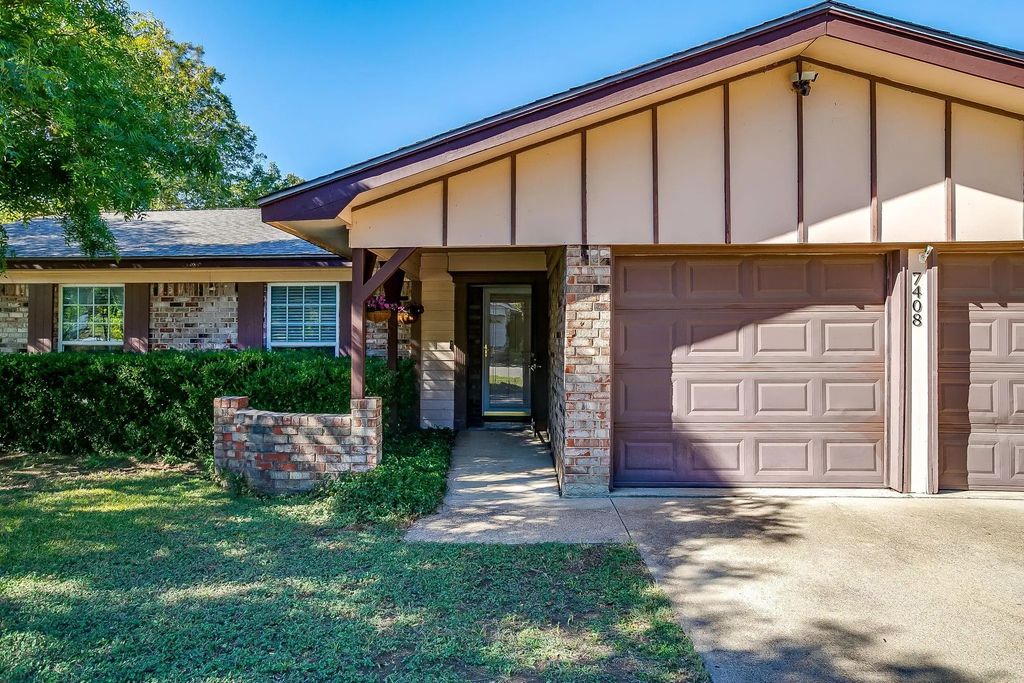 7408 Marlborough Drive W, Fort Worth