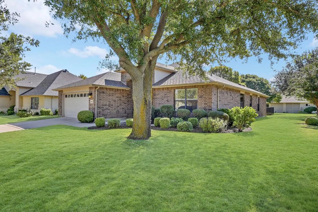 9609 Pinewood Drive, Denton