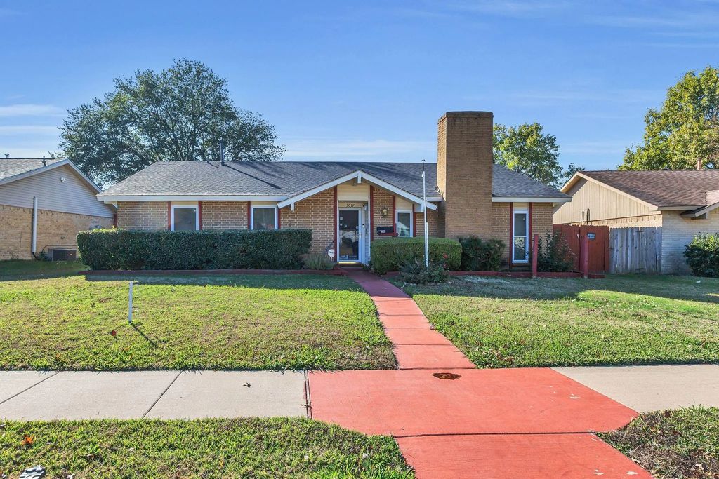 3817 Commonwealth Drive, Garland