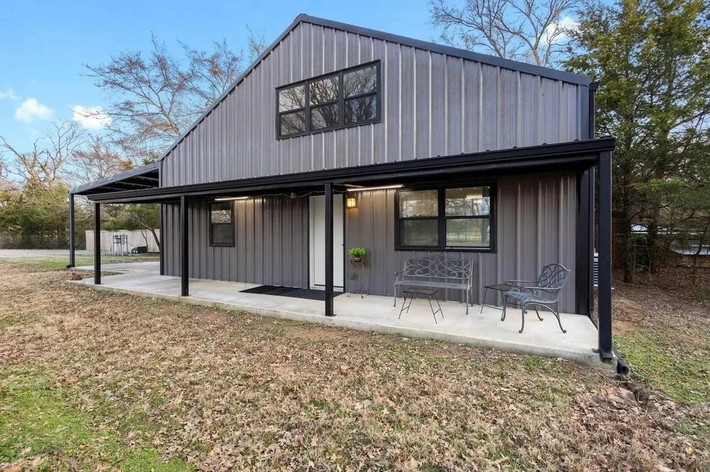 5019 N State Hwy 78, Bonham