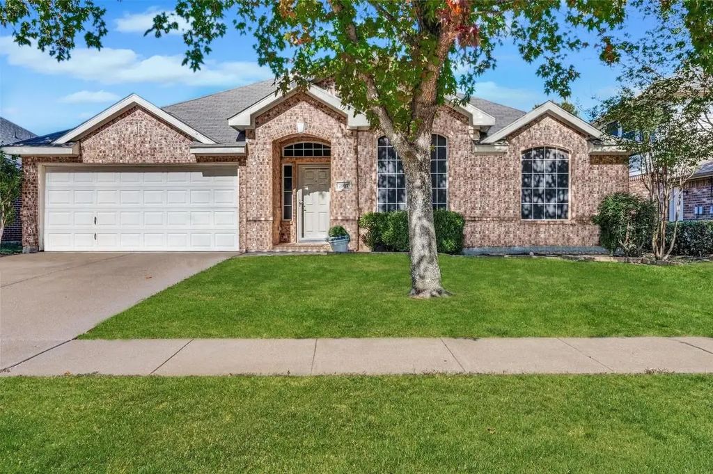 7927 Fox Chase Drive, Arlington