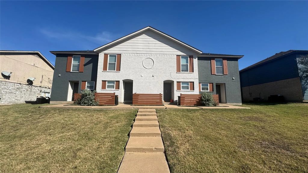 3811 Coates Circle, Benbrook