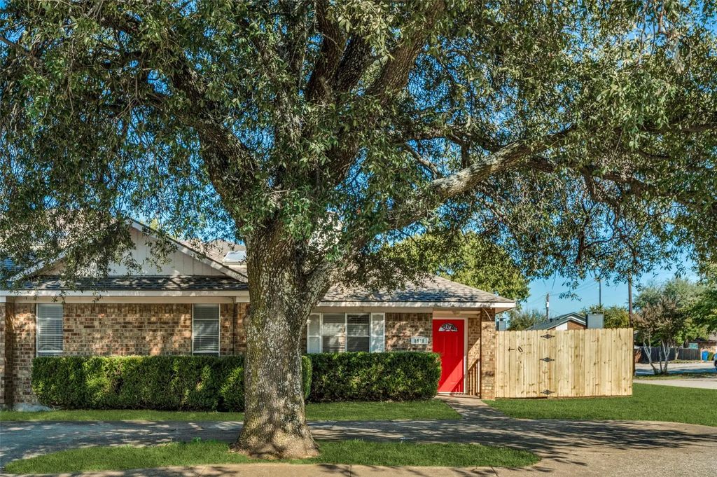 8940 Thompson Circle, Frisco