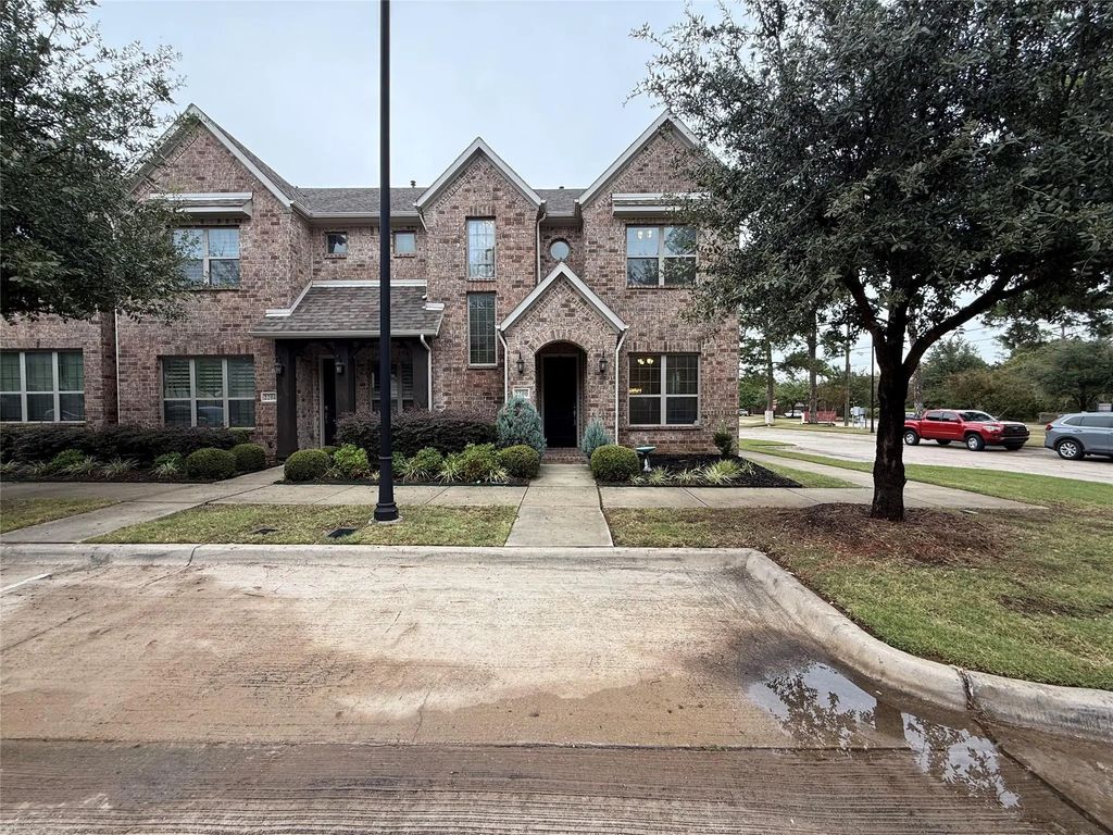 2200 Zenith Avenue, Flower Mound