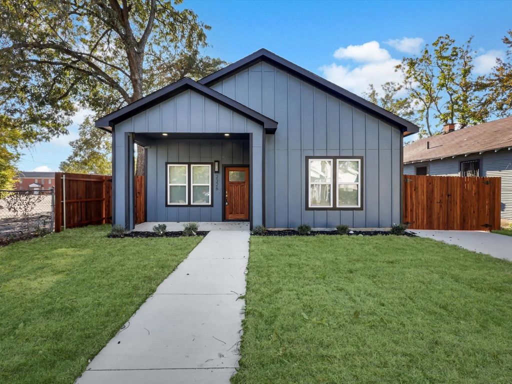 2326 Dathe Street, Dallas