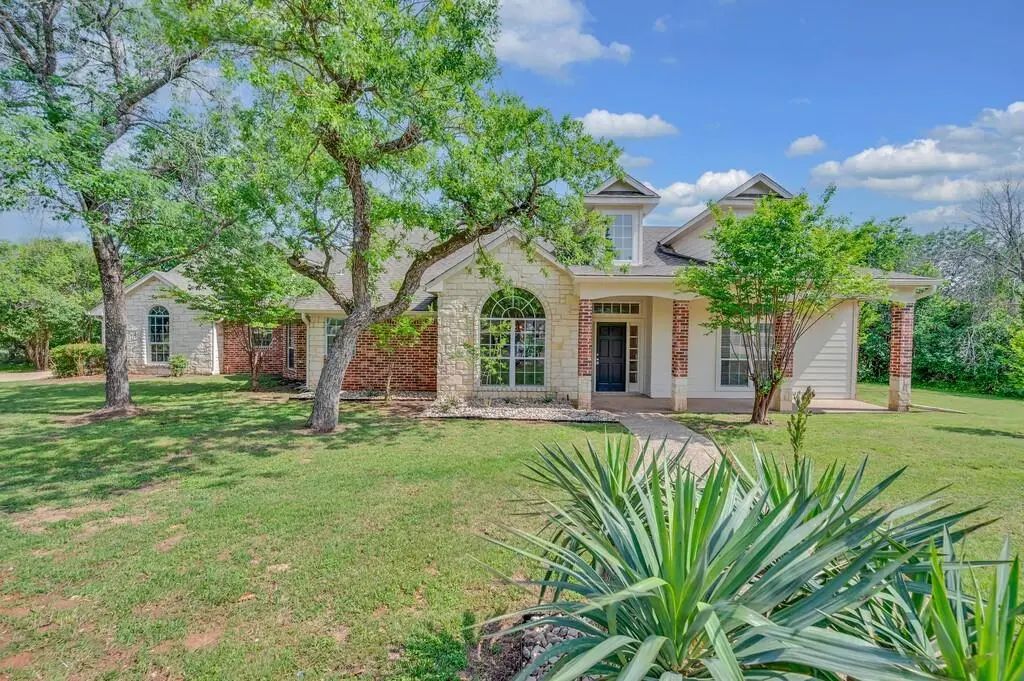 1068 Brazos Bluff Drive, China Spring