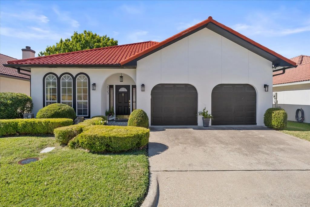 2923 Saratoga Drive, Rockwall