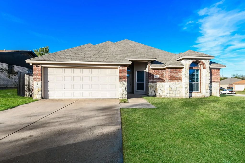 5729 Richardson Street, Fort Worth