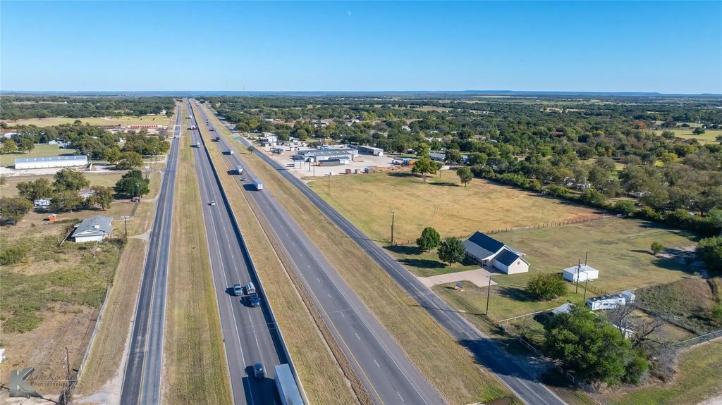 1823 S Access Road, Clyde