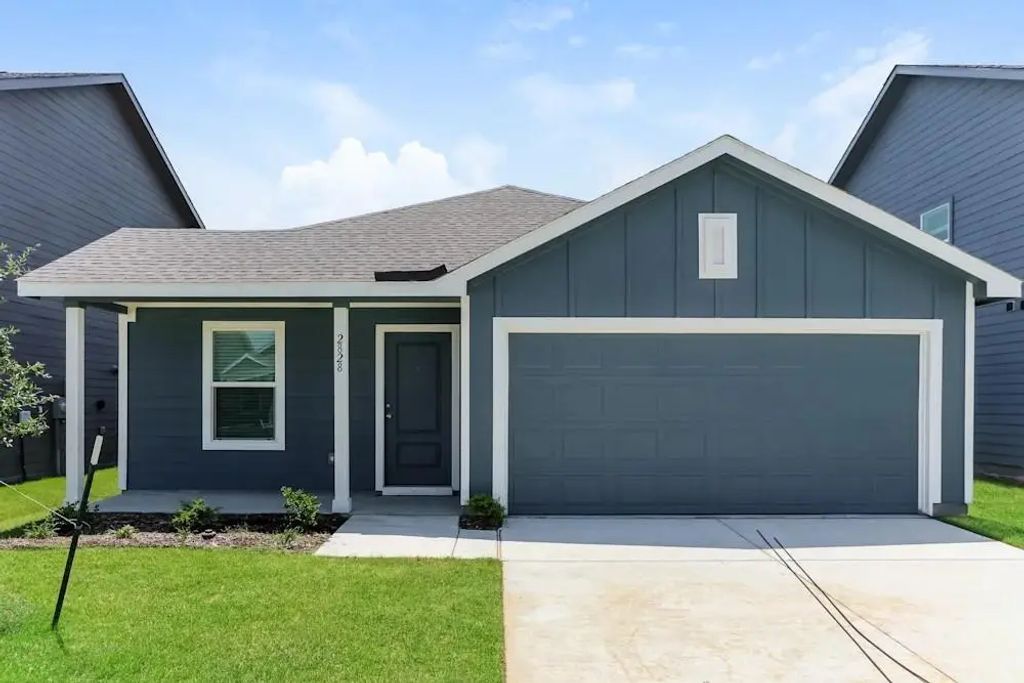 2828 Tennessee Walker Way, Crandall