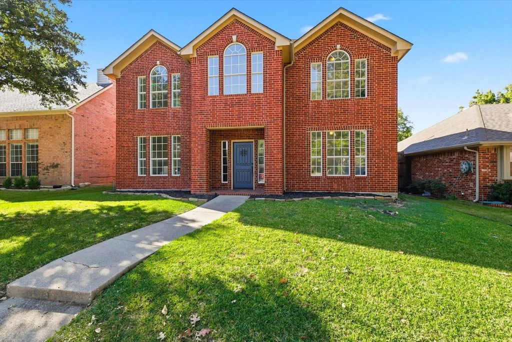 17803 Meadow Grove Lane, Dallas