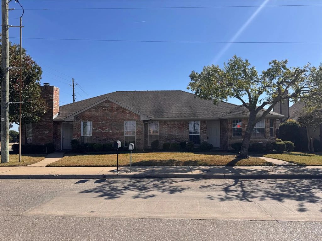 4916 Morningside Drive, Mesquite
