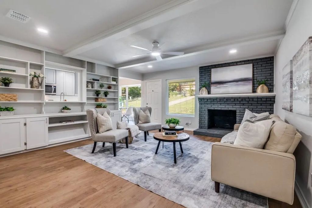 925 Timber Dell Lane, Dallas