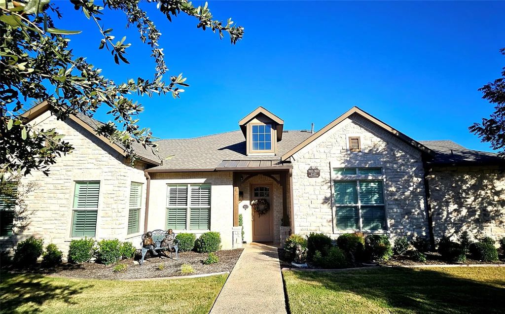 365 Watermere Drive, Southlake