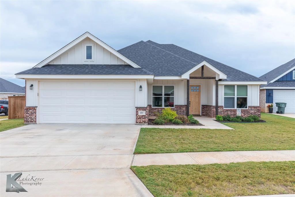 153 Moon Beam Path, Abilene