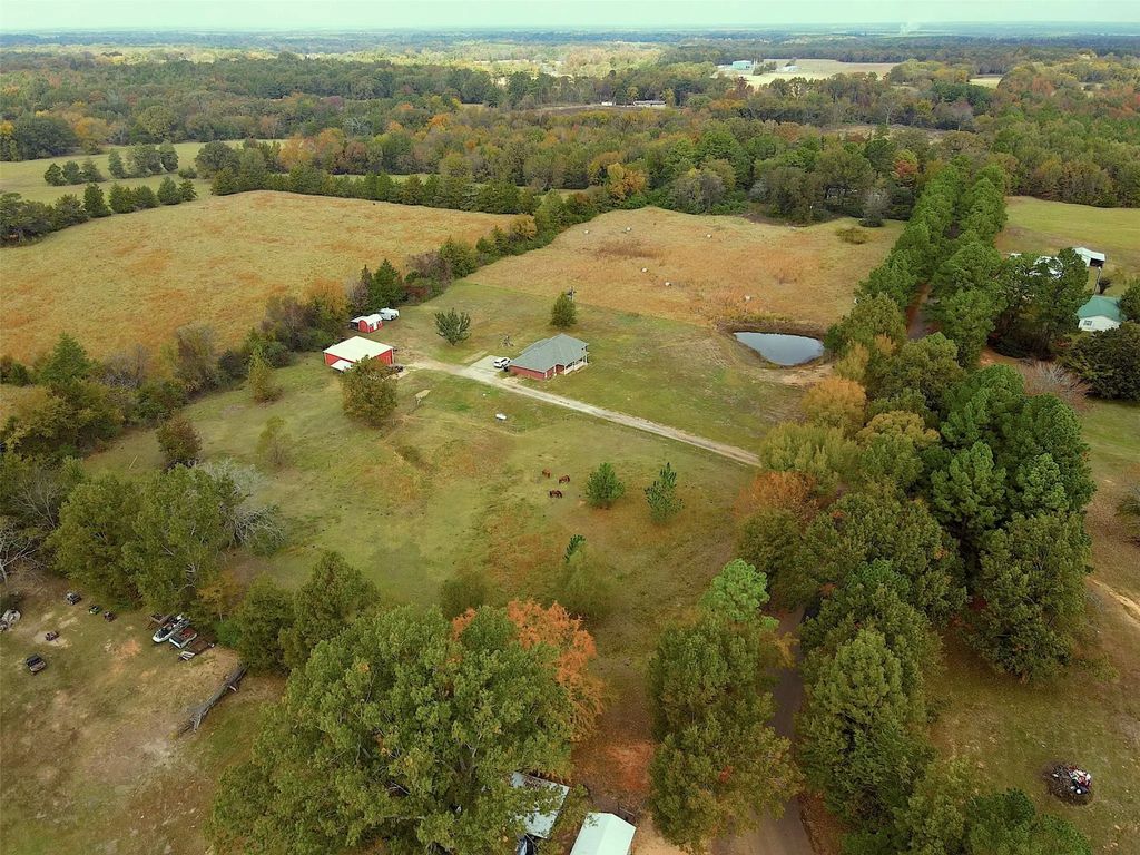 289 County Road 3360, Cookville