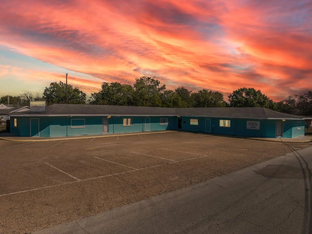 4306 Memorial Drive, Waco