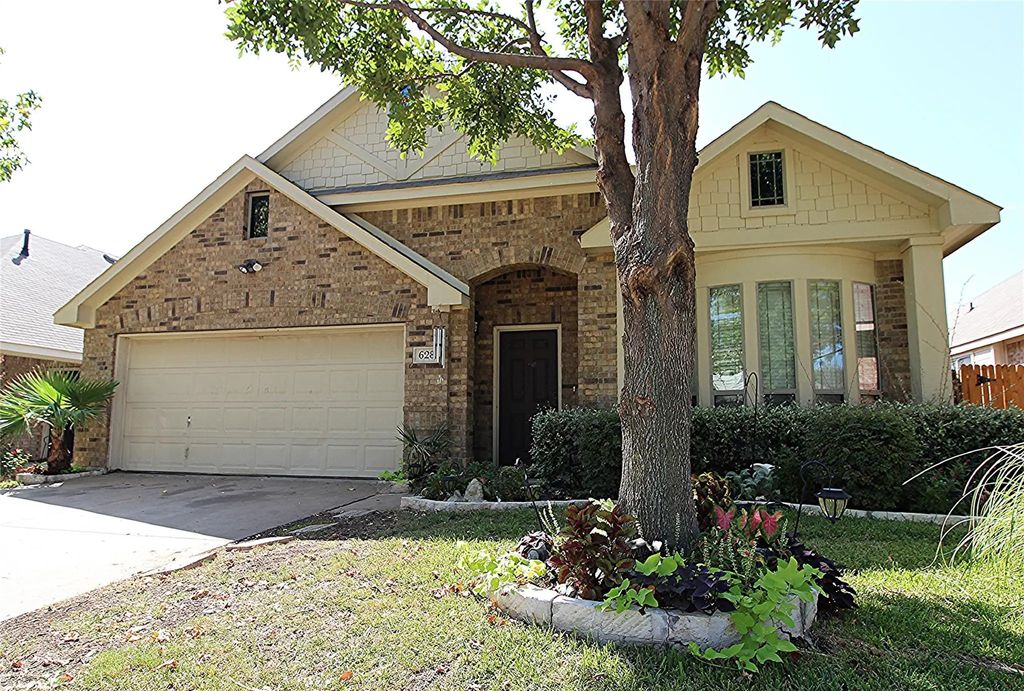 628 Nemitz Street, Crowley