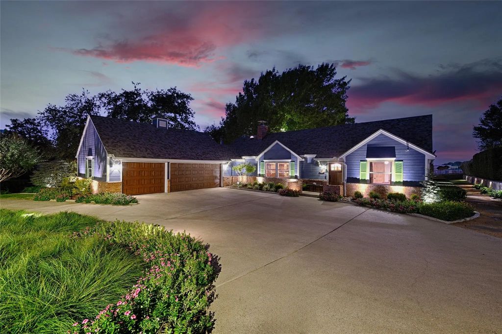 14 Lakeway Drive, Heath
