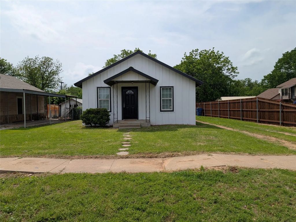 908 Tennesse Street, Graham
