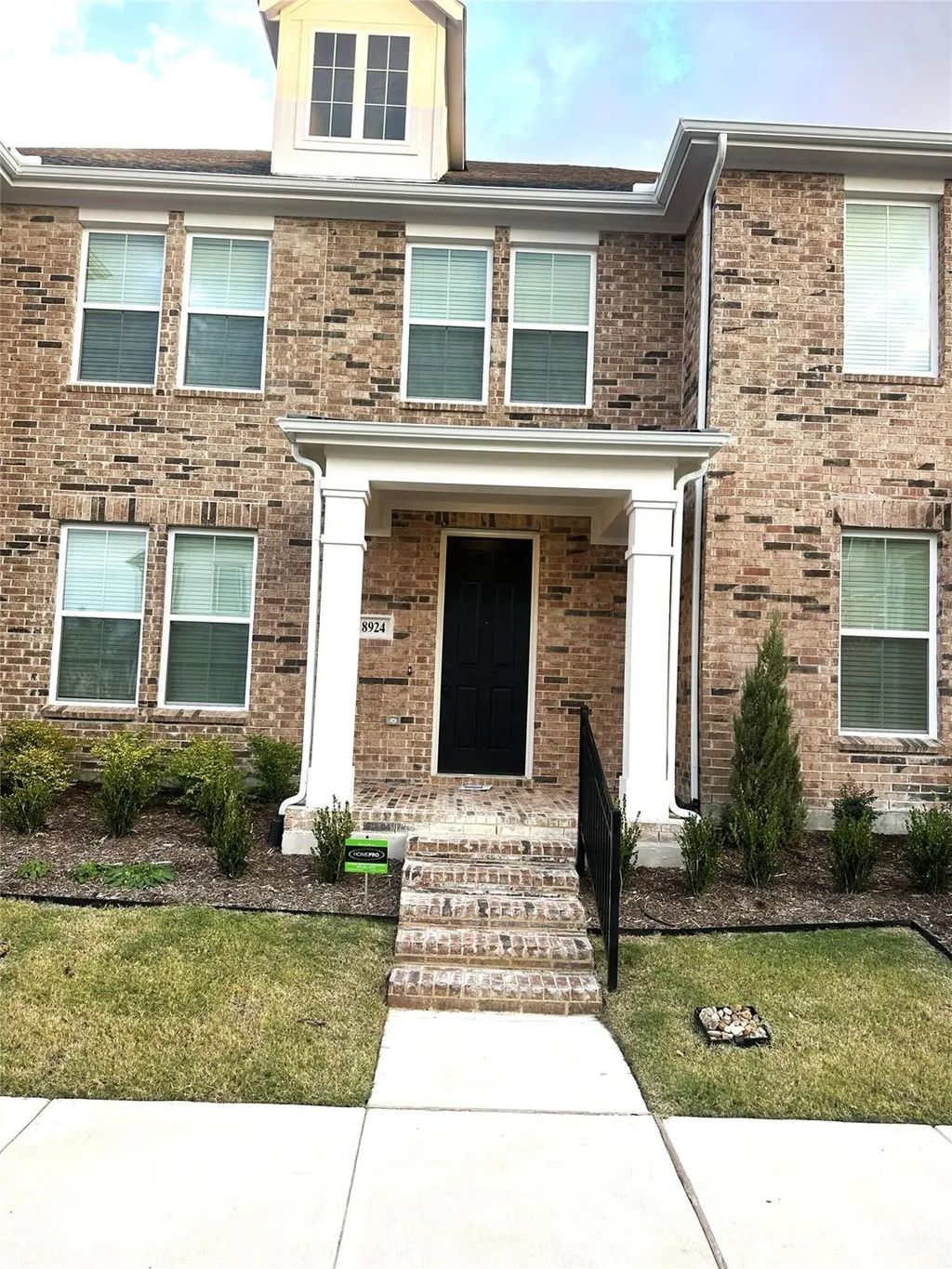 8924 Scarp Hill Lane, Frisco