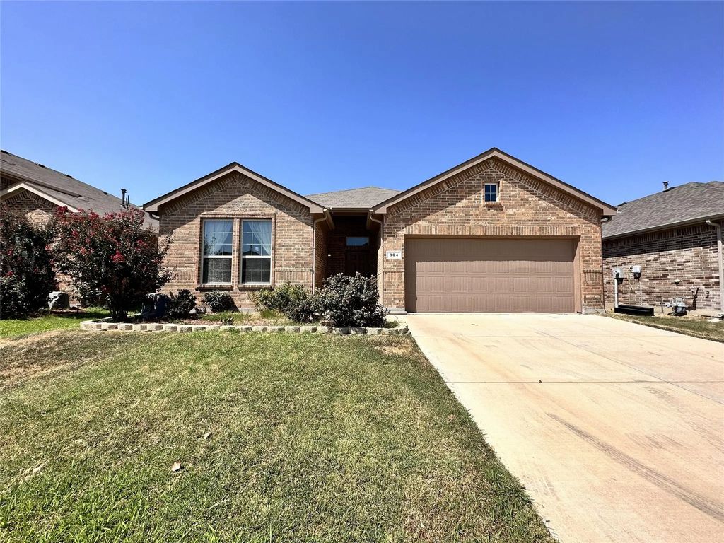 304 Cypress Creek Lane, Denton