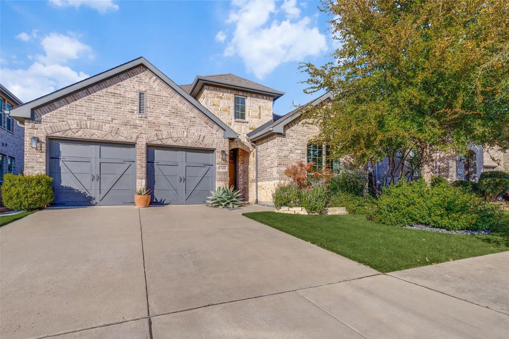 15609 Governors Island Way, Prosper