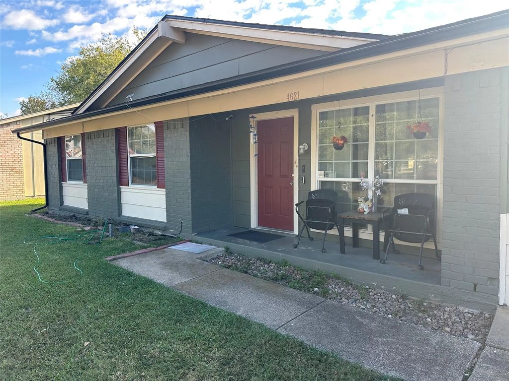 4621 Kyle Drive, Balch Springs