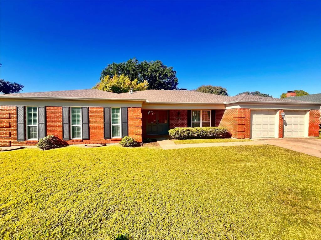 15621 Terrace Lawn Circle, Dallas