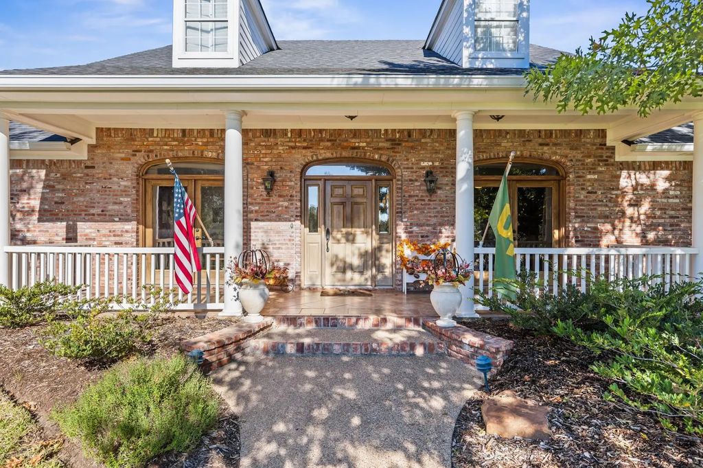 100 Tranquil Court, Waco