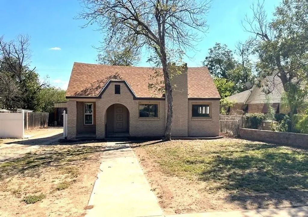 2321 Coleman Street, San Angelo