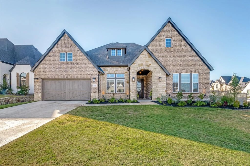 2273 Roaming Trail, Northlake