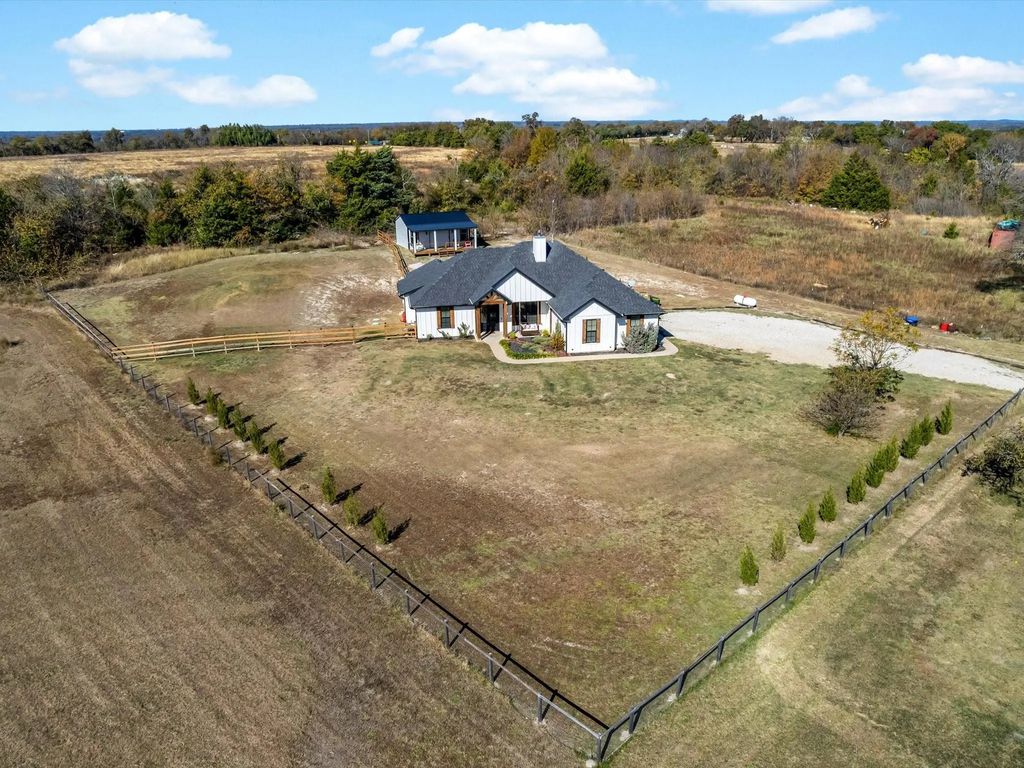 5540 Fm 697, Sherman