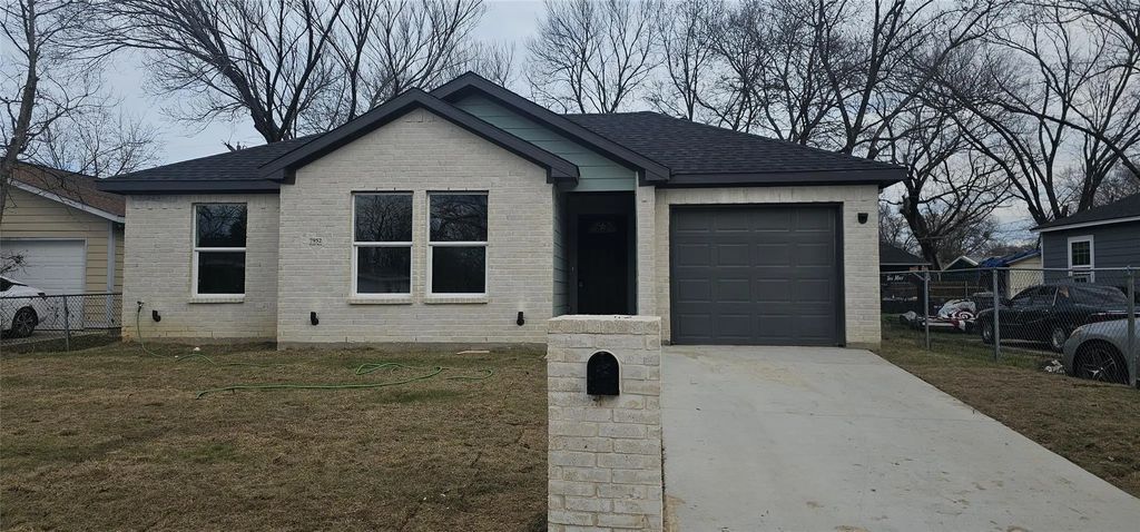 7952 Hull Avenue, Dallas