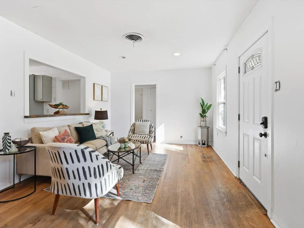 3804 Pershing Avenue, Fort Worth