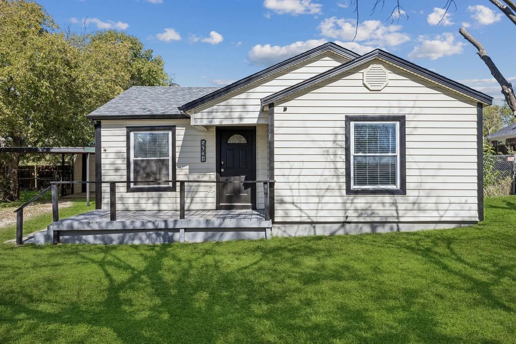5621 Bonnie Drive, Watauga