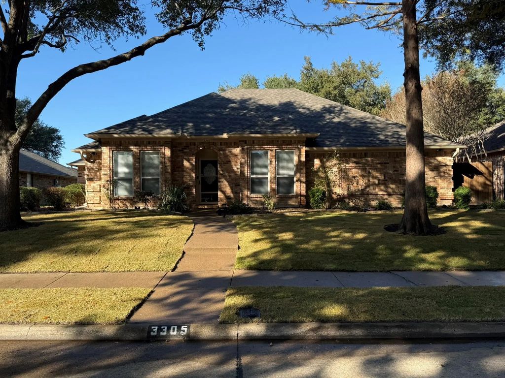 3305 Oak Trail Drive, Rowlett