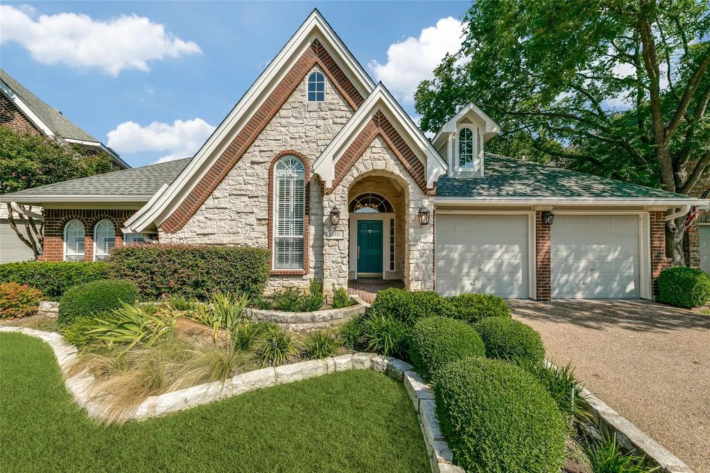 2611 Lakeforest Court, Dallas