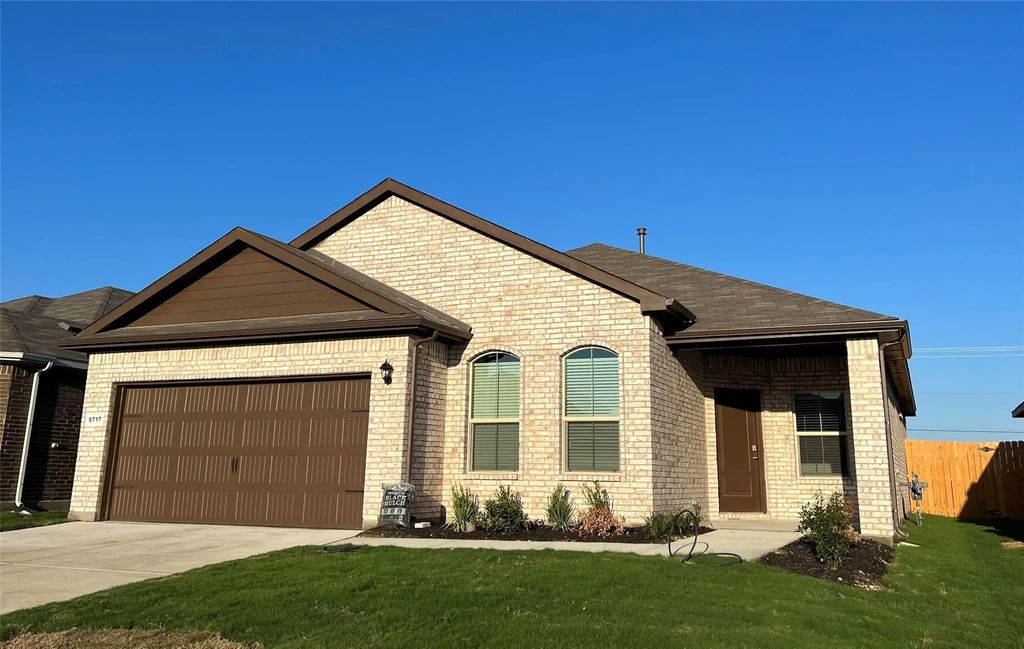 9717 Serviceberry, Fort Worth