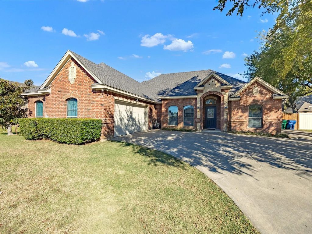 2107 Ridgewood Drive, Bridgeport