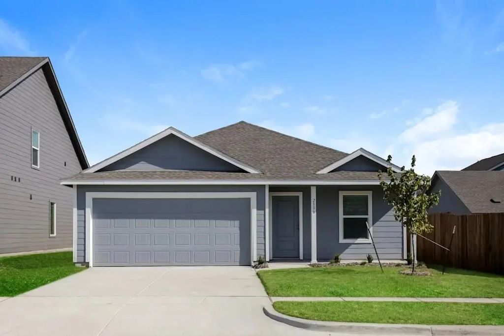 2806 Silent Way, Crandall