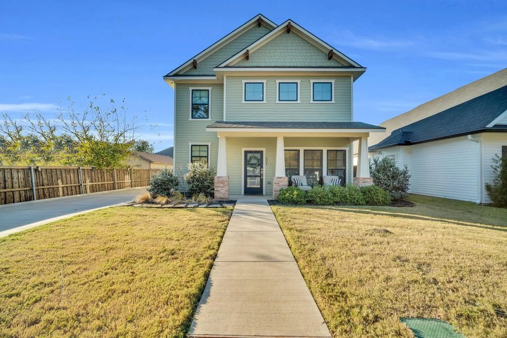 505 Grace Street, Waxahachie
