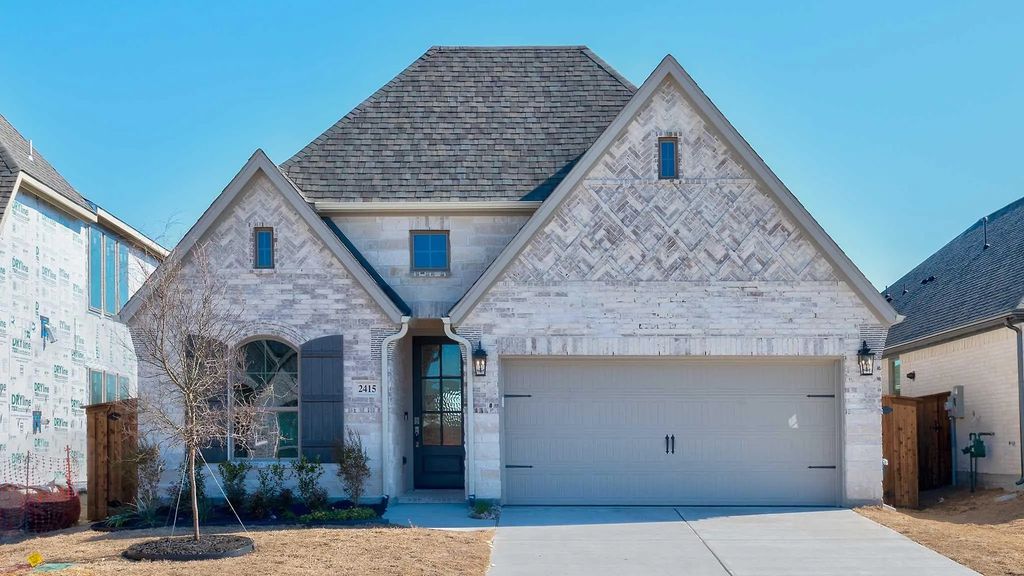 2415 Lyrebird Lane, Forney